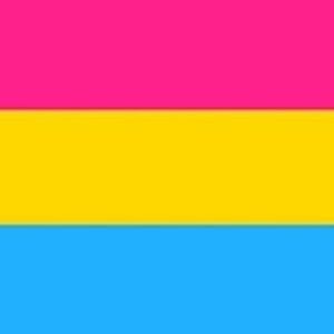 Meet your Posher, Macie